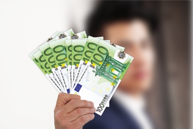 Peniaze do vlastného vrecka, foto: pixabay.com, geralt