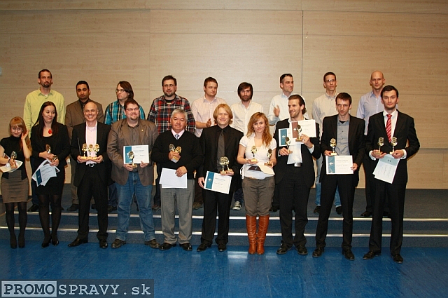 Súťažiaci 3. ročníka stredoeurópskej sútaže Toastmasters, foto: Miloslav Ofúkaný